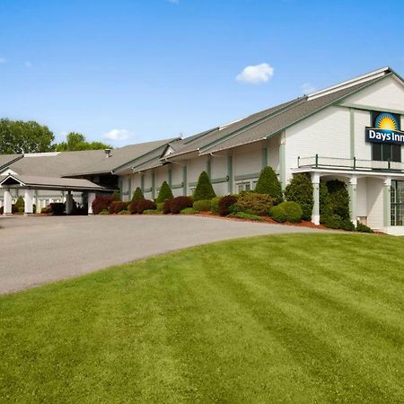 Days Inn By Wyndham Shelburne/Burlington Экстерьер фото