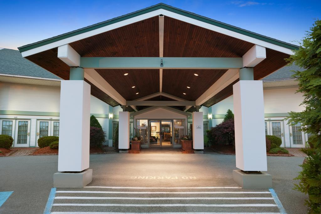 Days Inn By Wyndham Shelburne/Burlington Экстерьер фото